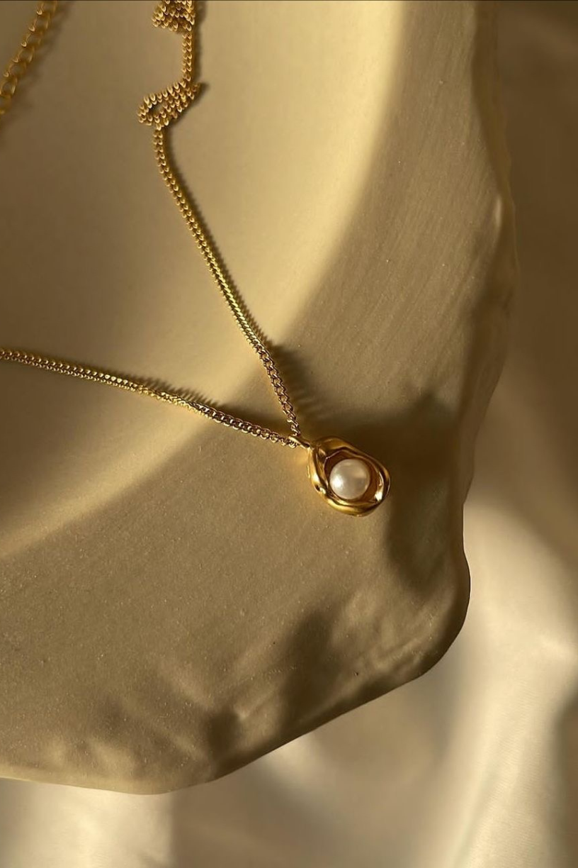 Pearl Bloom Necklace