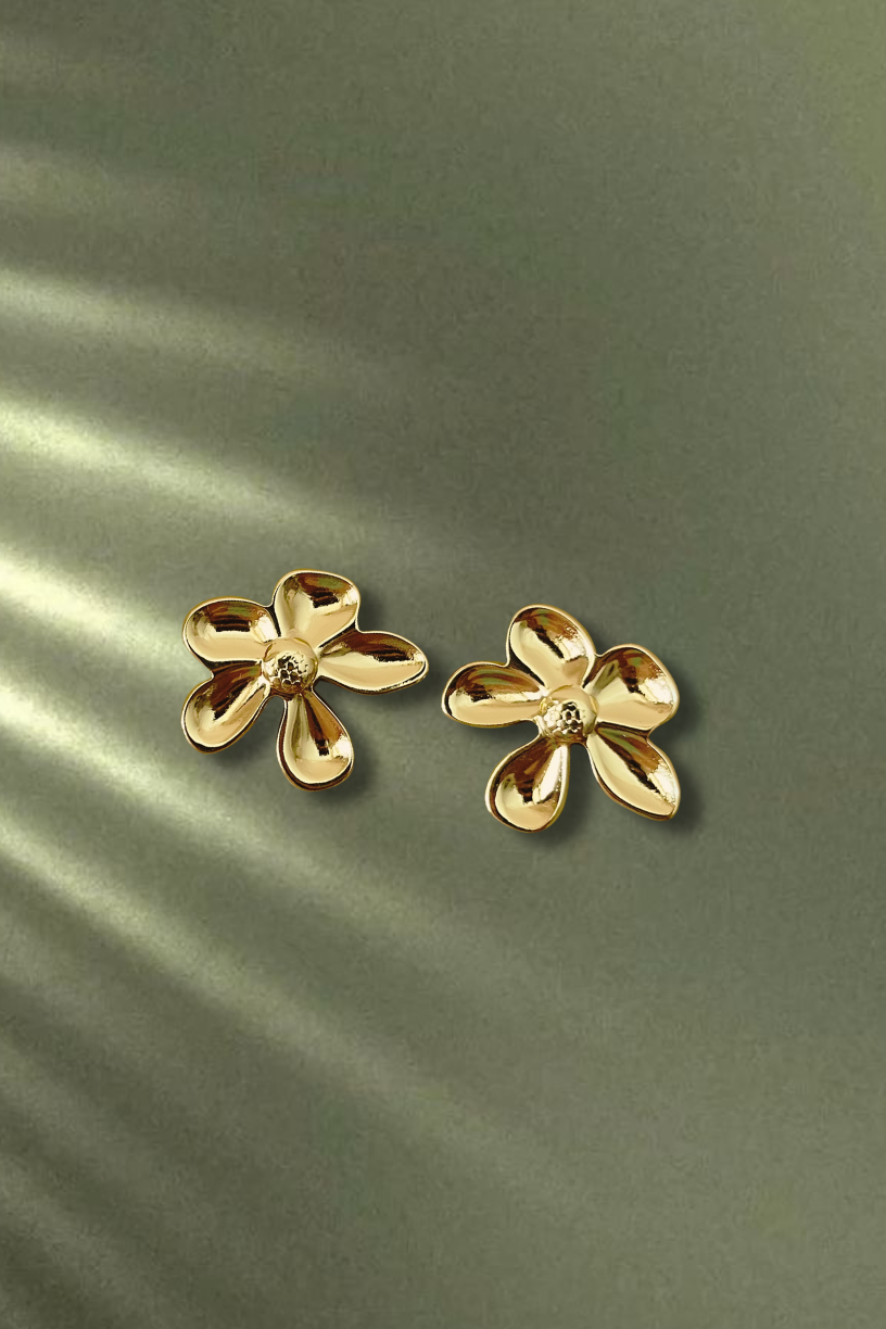 Petal Glow Stud Earrings