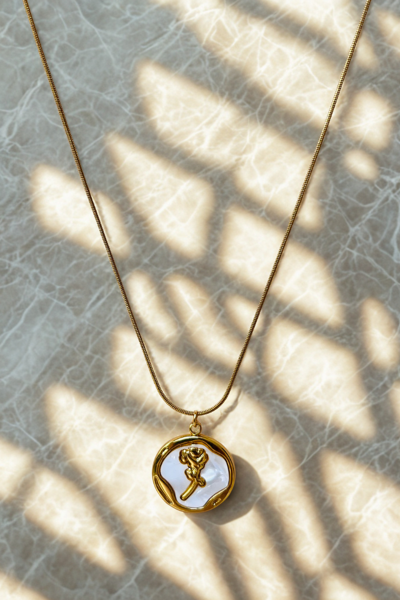 Rosélia Necklace
