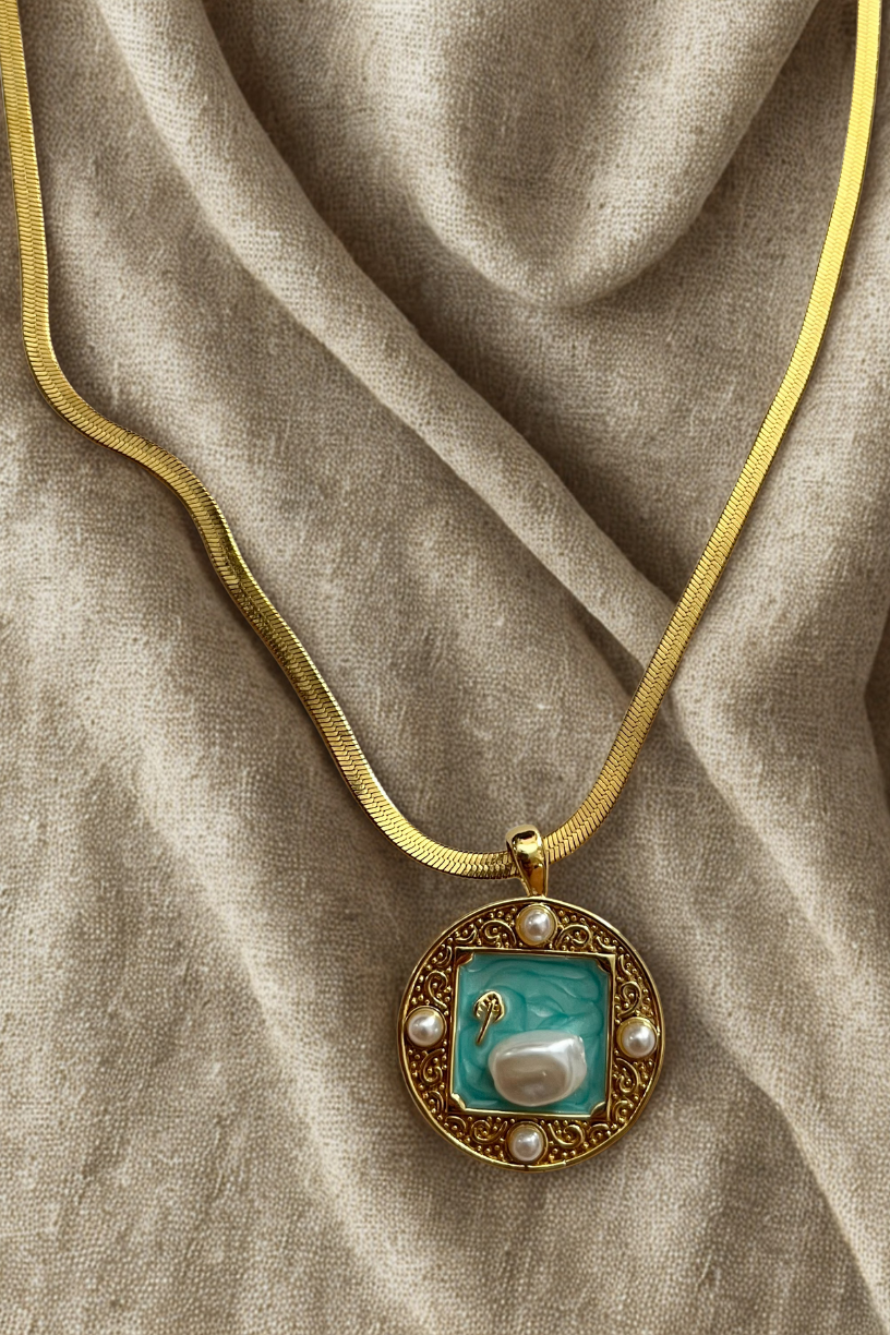 Pearl Muse Necklace