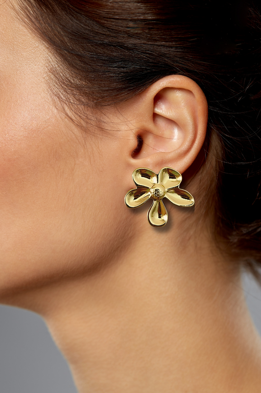 Petal Glow Stud Earrings