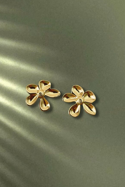 Petal Glow Stud Earrings