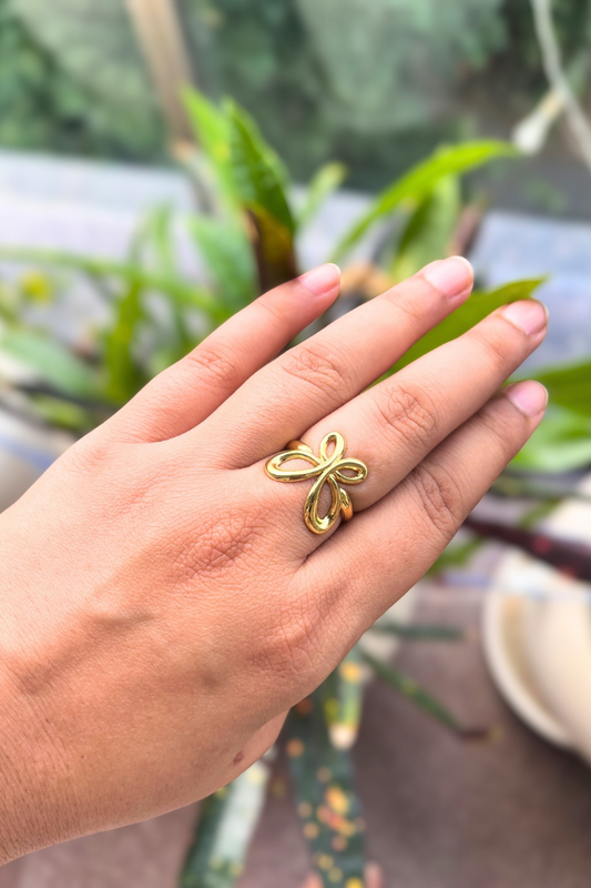 Flora Knot Ring-Made To Order